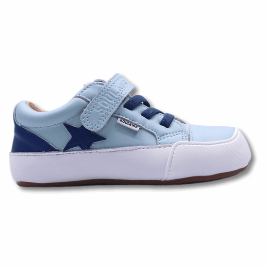 Zapatilla Ergonómica Oasis 2 celeste con estrella y talon azul vista lateral