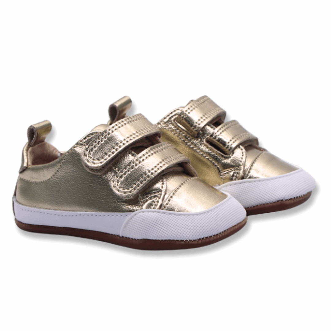 Zapatilla Ergonómica Pioneros 2 dorado gold vista ambas en diagonal 