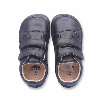 Zapatilla ergonómica barefoot escolar Aconcagua C2 negro para niños unisex vista desde arriba