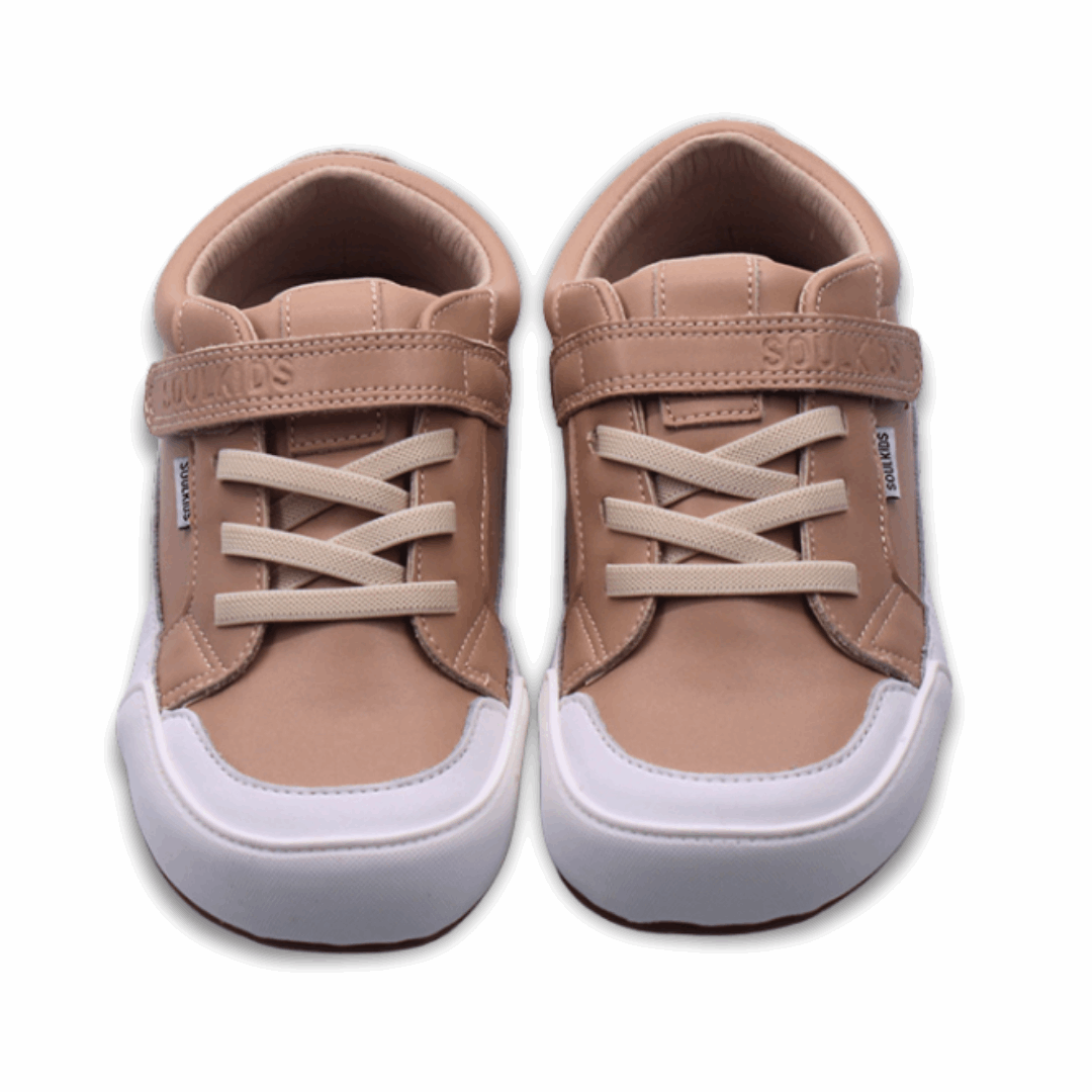 Zapatilla ergonomica Barefoot Oasis 2 vegan cafe capuccino vista ldesde arriba ambos pies